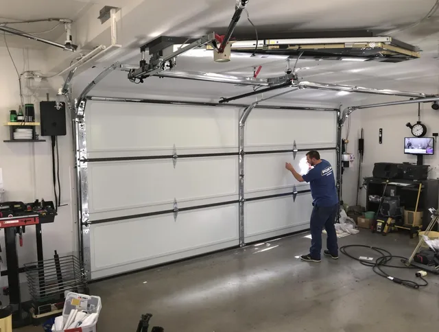 Professional garage door repair service by Mahoning Garage Door Repair in Mahoning